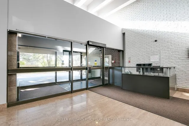 Additional image 29 of 260 Seneca Hill Dr Unit 1705