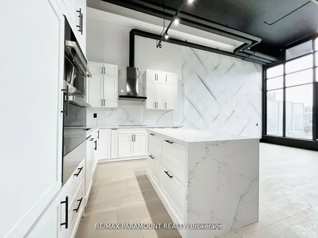 Additional image 10 of 43 Hanna Ave Unit 433