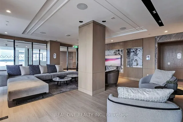 Additional image 7 of 118 Merchants' Wharf Unit 320