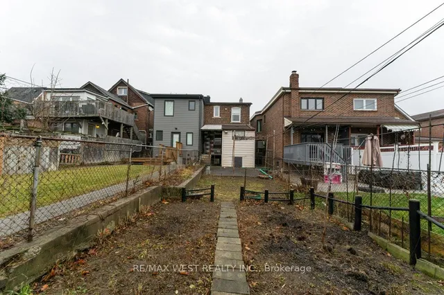 Additional image 34 of 26 Greenlaw Ave