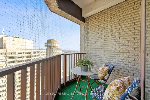 Additional image 9 of 33 Harbour Sq Unit 3510