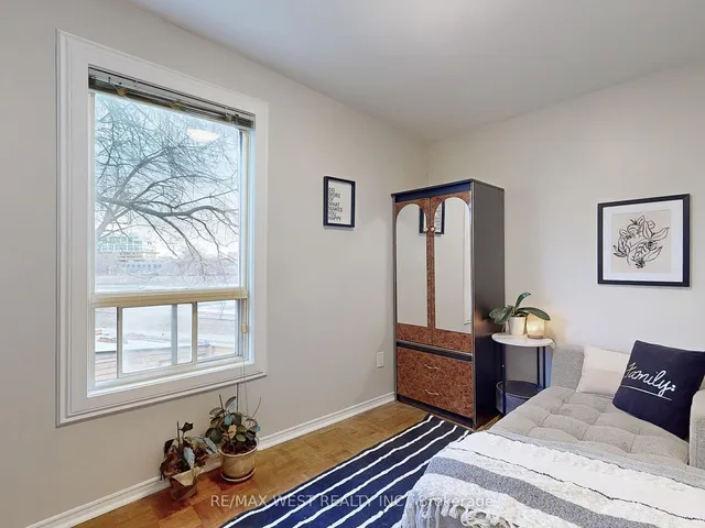 Additional image 20 of 47 Lindner St