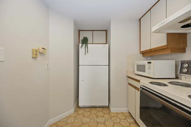 Additional image 7 of 5444 Yonge St Unit 1002A