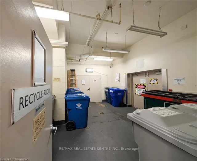 Additional image 24 of 404 King St Unit 316