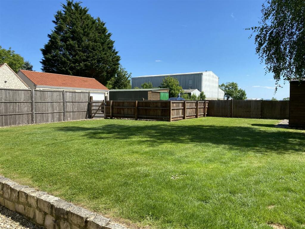 Additional image 18 of Millbatch Close, Meare, Glastonbury