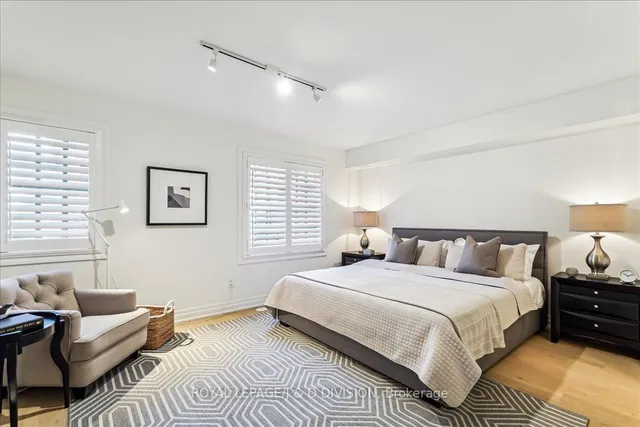 Additional image 22 of 365B Roehampton Ave