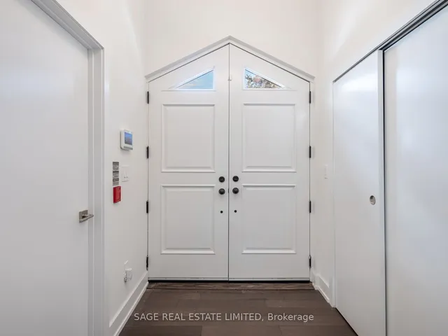 Additional image 2 of 1183 Dufferin St Unit 101