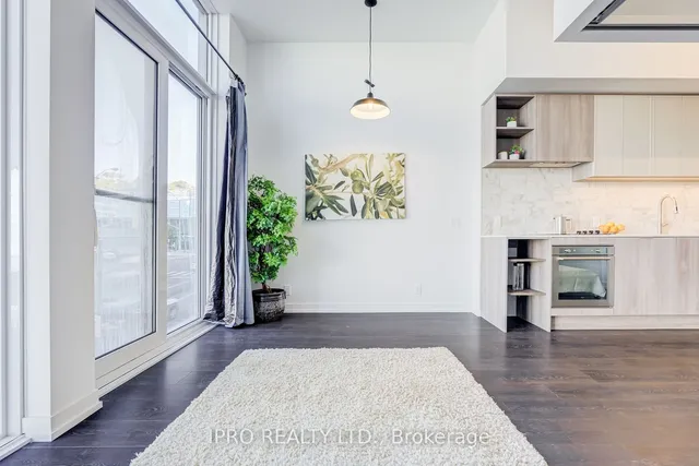 Additional image 12 of 2020 Bathurst St Unit 220