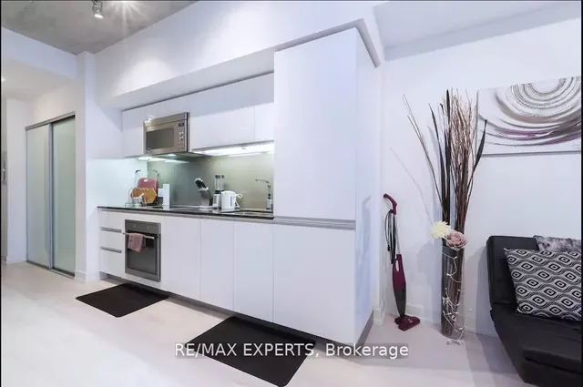 Additional image 9 of 20 Gladstone Ave Unit 205