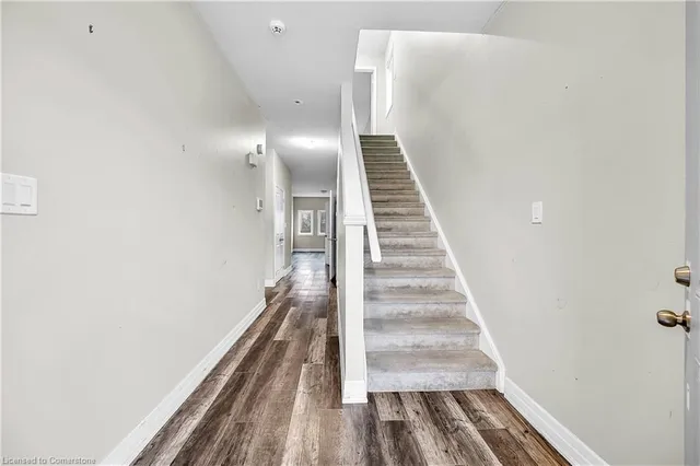 Additional image 5 of 31 Pondcliffe Drive Dr