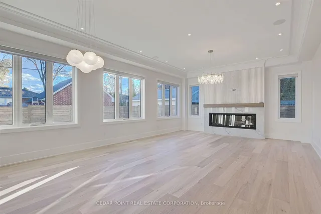 Additional image 3 of 15 Drury Lane