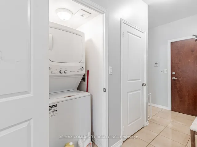 Additional image 22 of 8 Rosebank Dr Unit A