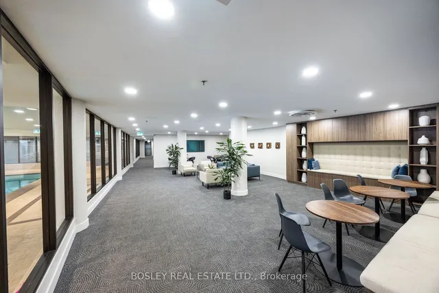 Additional image 31 of 22 Southport St Unit 737