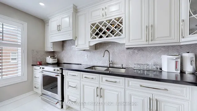 Additional image 14 of 10 Via Cassia Dr