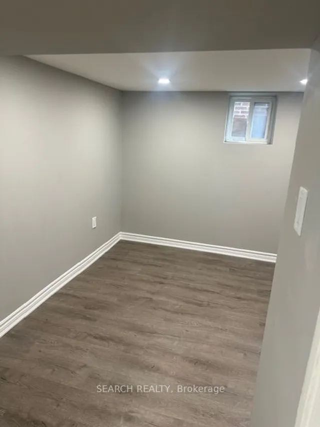 Additional image 24 of 65 Livingstone Ave