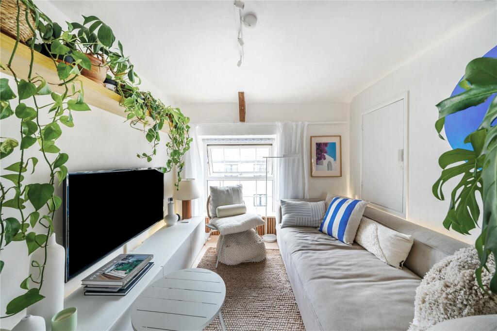 Additional image 5 of St. Thomas Street, Wells, Somerset, BA5