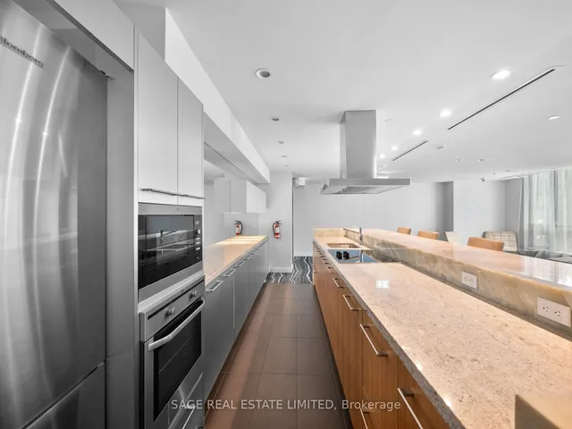 Additional image 32 of 209 Fort York Blvd Unit 277