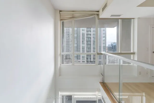 Additional image 29 of 1 Avondale Ave Unit 509