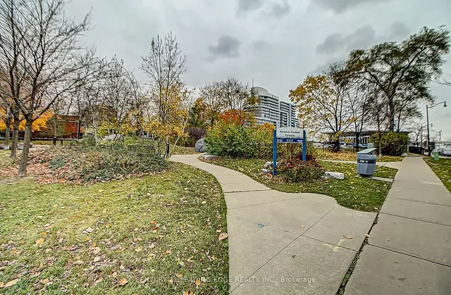 Additional image 37 of 17 Kenaston Gdns Unit 805