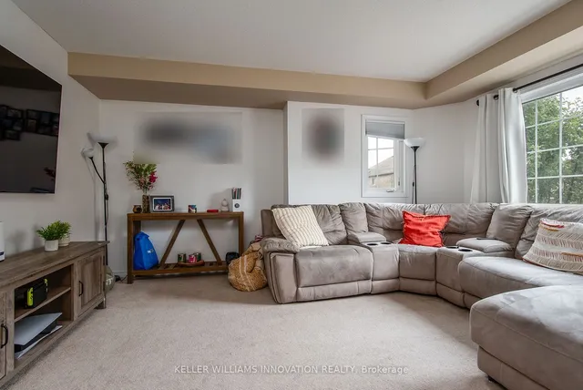 Additional image 4 of 931 Glasgow St Unit 9c