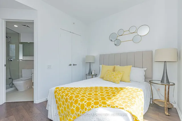 Additional image 17 of 45 Charles St Unit 1002