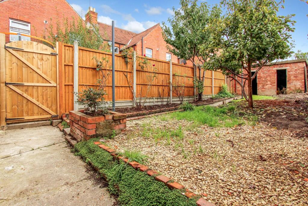 Additional image 12 of 22 Manor Road, Yeovil