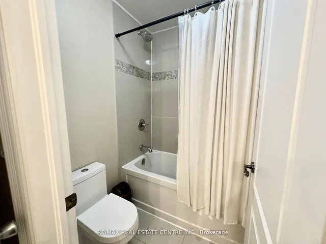 Additional image 27 of 110 Allenby Ave