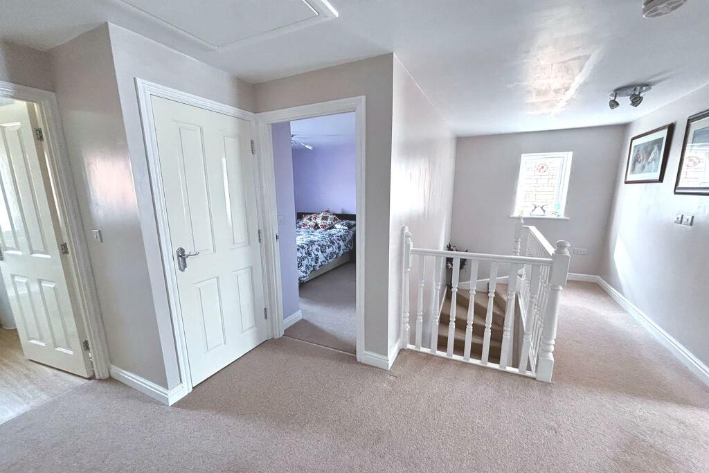 Additional image 7 of Fowen Close, Street