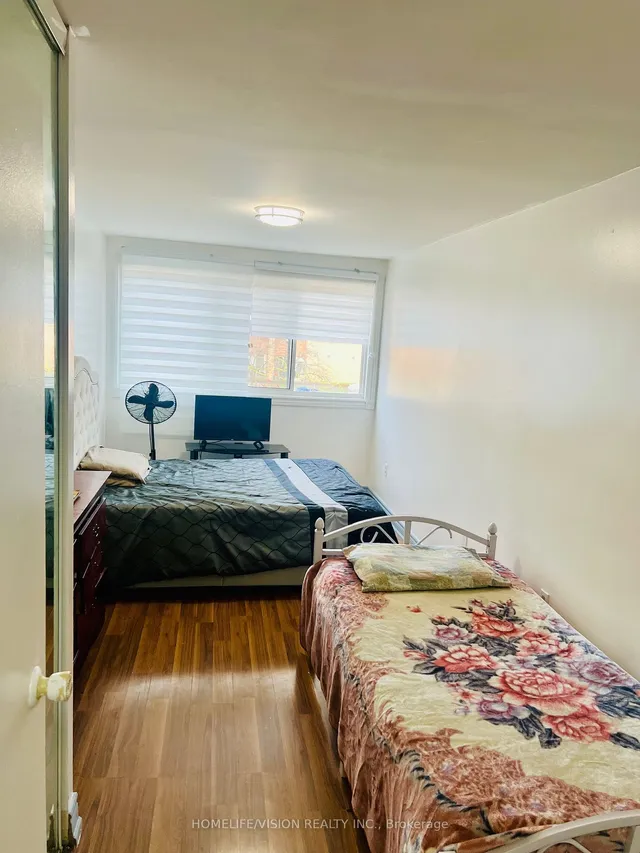 Additional image 3 of 100 Mornelle Crt Unit 1094