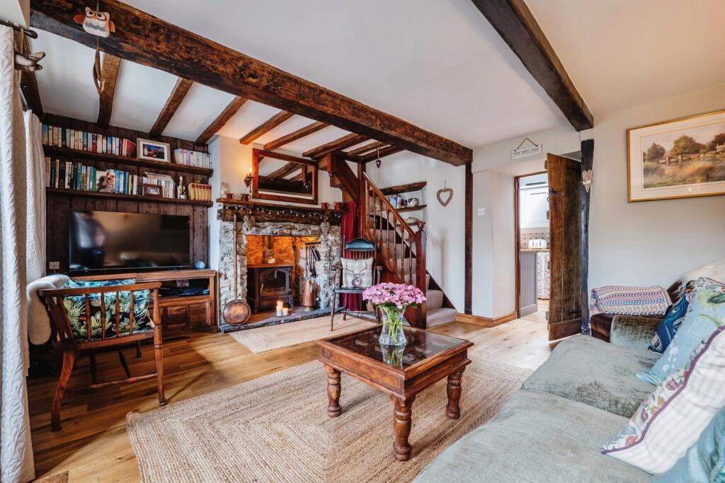 Additional image 18 of High Street, Henstridge, Templecombe