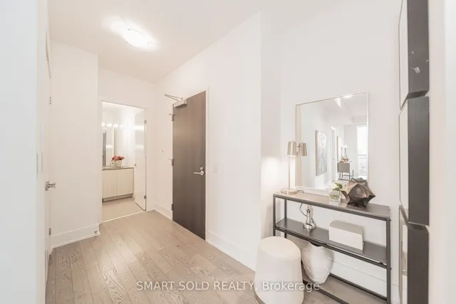 Additional image 18 of 609 Avenue Rd Unit 1903