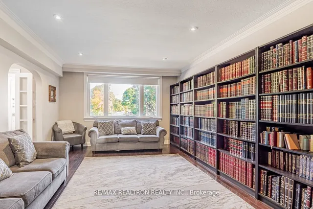 Additional image 3 of 2 Manor Haven Rd