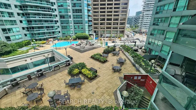 Additional image 28 of 10 Yonge St Unit 413