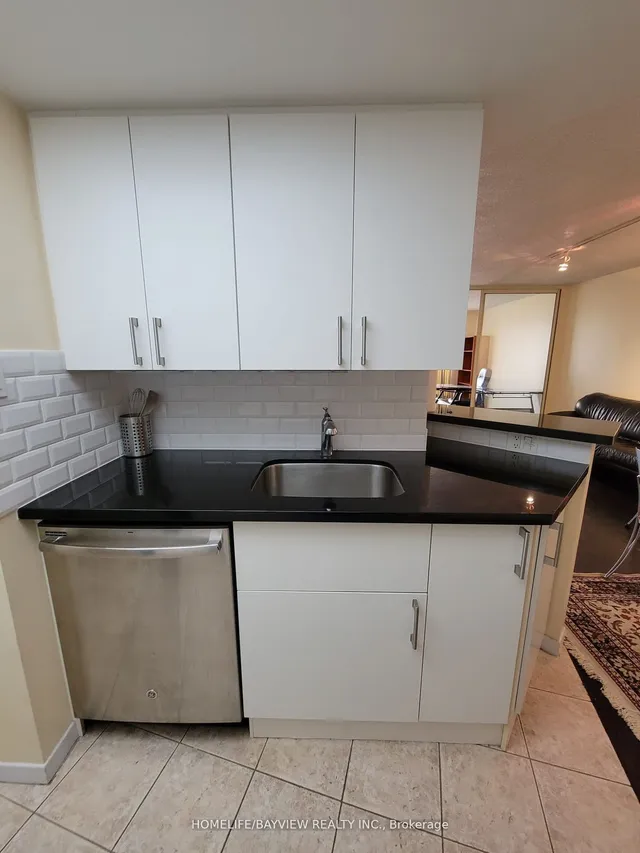 Additional image 6 of 1001 Bay St Unit 2902