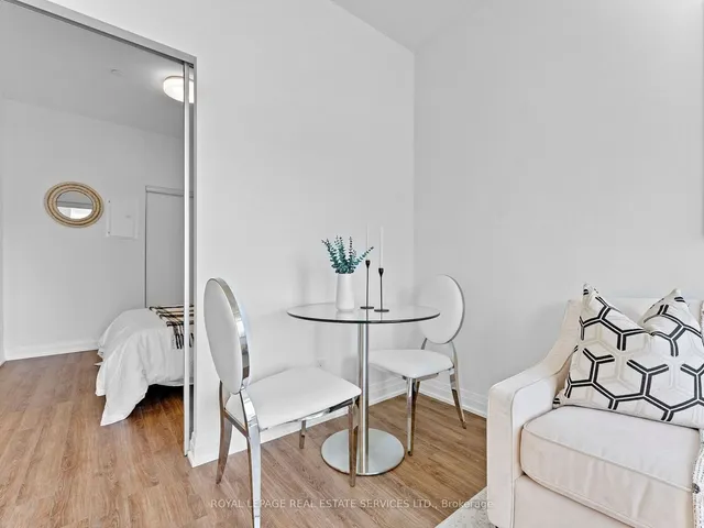 Additional image 11 of 286 Main St Unit 215