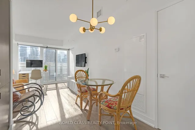 Additional image 5 of 89 McGill St Unit 1010