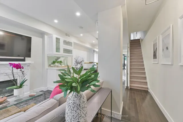 Additional image 3 of 37 Dupont St