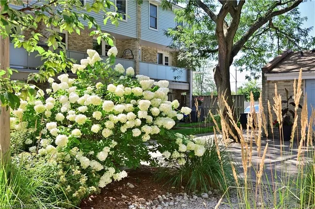 Additional image 29 of 35 Breckenridge Dr Unit 33