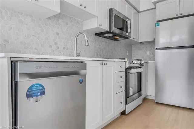 Additional image 27 of 16 Dallimore Cir Unit 102