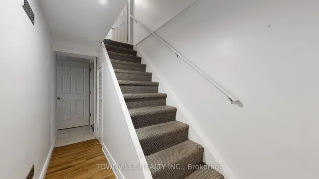 Additional image 24 of 24 Avening Dr