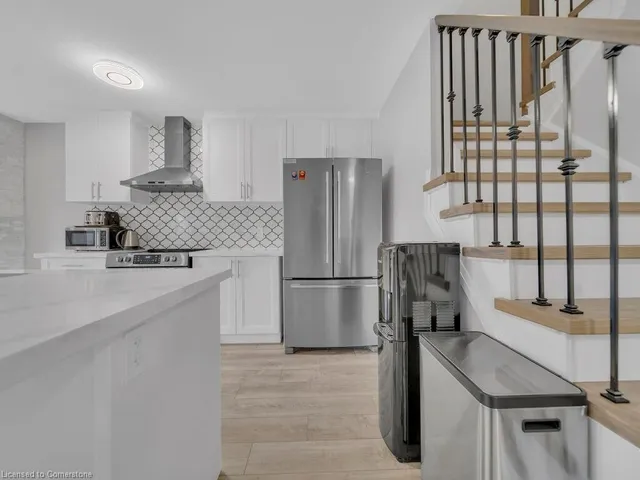 Additional image 8 of 8 Pony Way