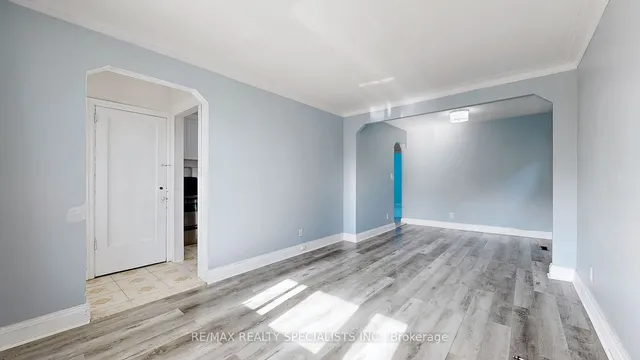 Additional image 10 of 739 Vaughan Rd