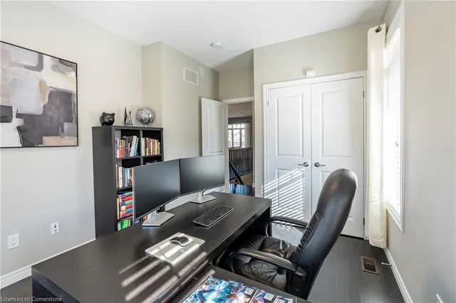 Additional image 8 of 219 Falconridge Dr