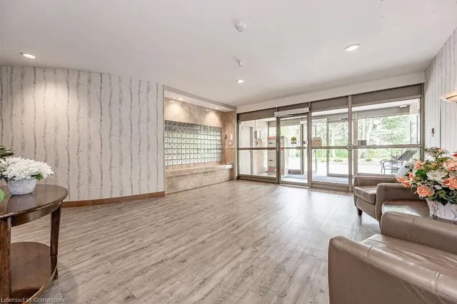 Additional image 12 of 3227 King St Unit 301