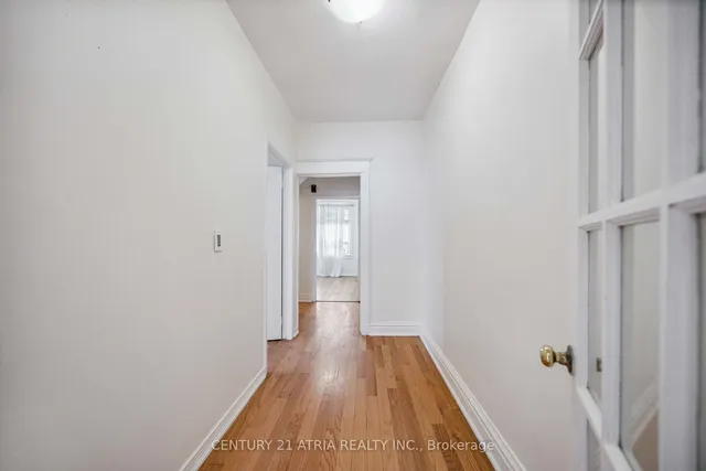 Additional image 19 of 1860 Gerrard St