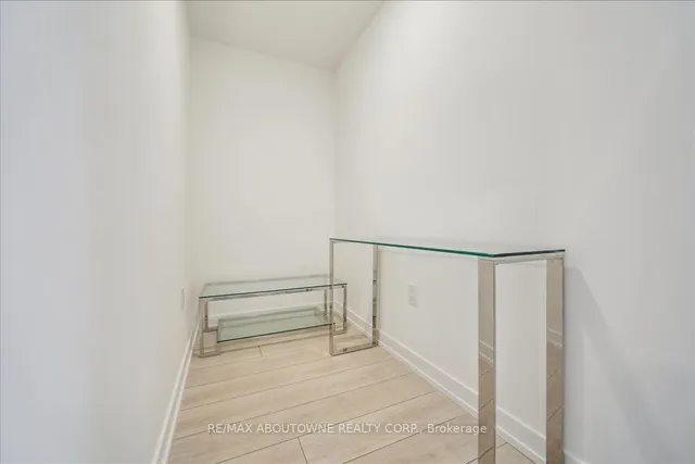 Additional image 25 of 500 Dupont St Unit 610