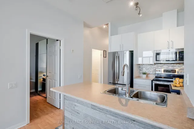 Additional image 14 of 1600 Keele St Unit 1110