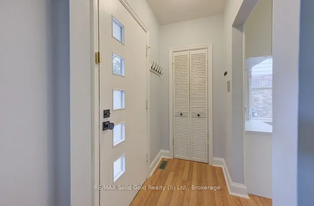 Additional image 5 of 142 Spadina Rd