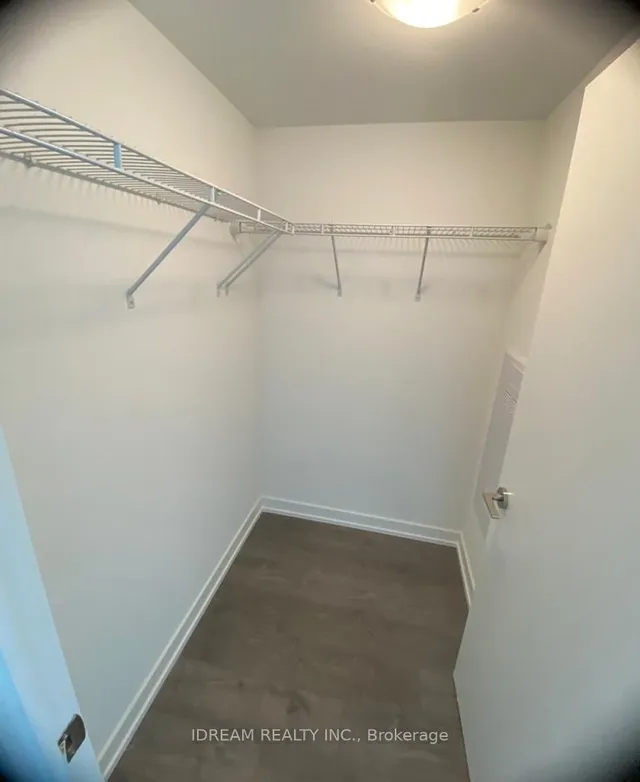 Additional image 16 of 55 Duke St Unit 2310