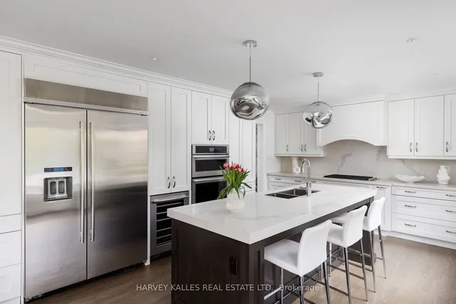 Additional image 13 of 121 Perry Cres